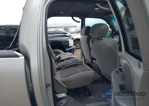 2002 Ford F-150 Lariat/Xlt из США, поврежденный, VIN 1FTRW08L62KB59262